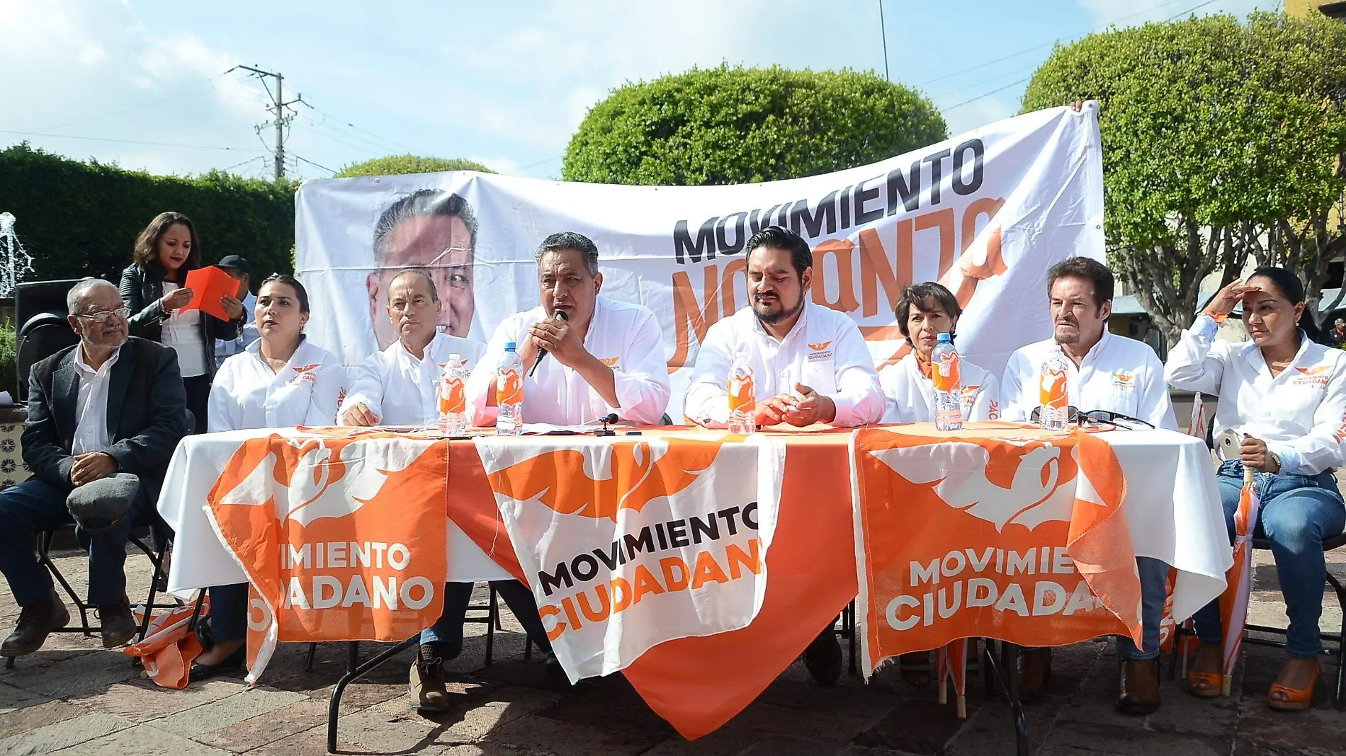 Movimiento Ciudadano llevó a cabo una rueda de prensa ciudadana en el Jardín de la